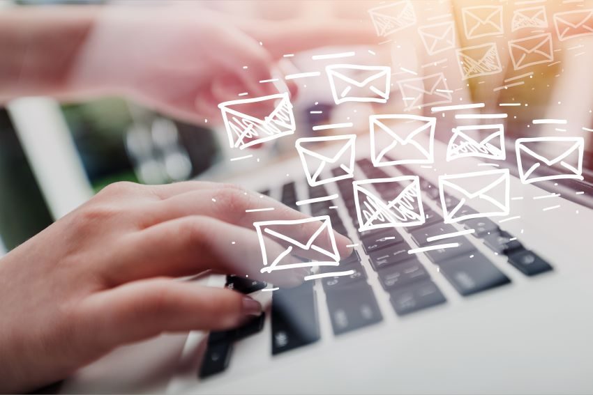 Cómo registrar tu propio dominio de email paso a paso