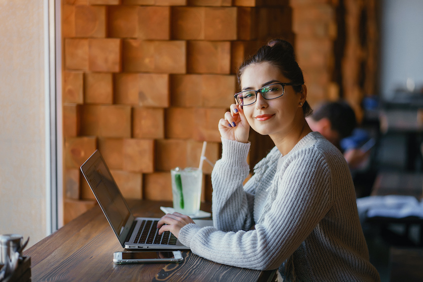 Qué debes incluir en el footer de tu email